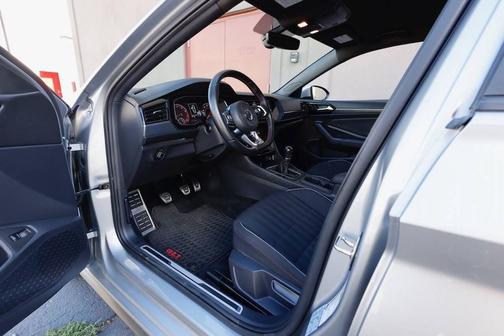 2019 Volkswagen Jetta GLI 2.0T S