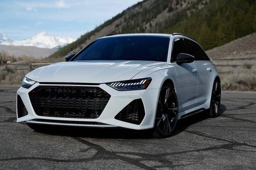 Glacier White Metallic 2021 Audi RS 6 Avant 4.0T