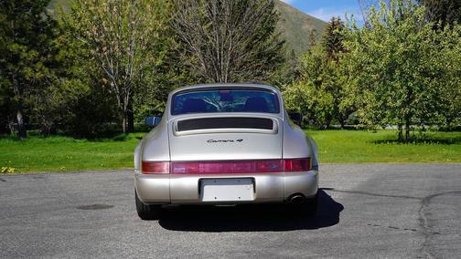 Gray 1989 Porsche 911 Carrera 4 AWD 2dr Coupe