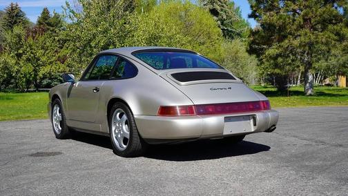 Gray 1989 Porsche 911 Carrera 4 AWD 2dr Coupe