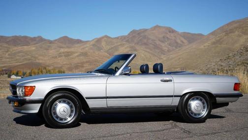 1989 Mercedes-Benz SL-Class 560 SL 2dr Convertible