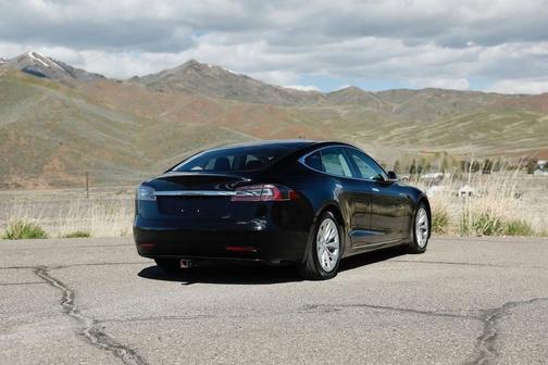 Solid Black 2019 Tesla Model S 100D