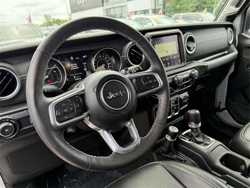 2023 Jeep Wrangler 4-Door Sahara 4x4