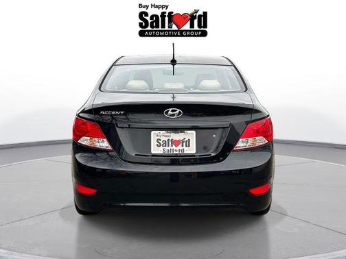 2012 Hyundai Accent GLS