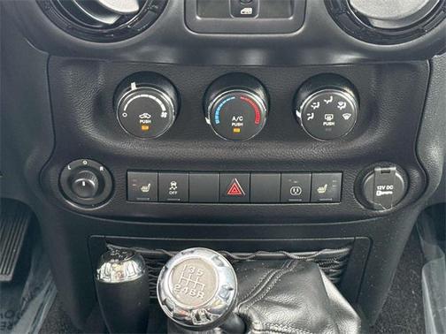 2015 Jeep Wrangler Unlimited Altitude