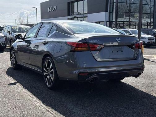 2020 Nissan Altima SR FWD