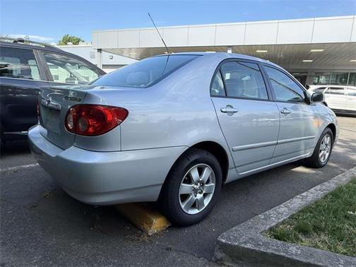 2005 Toyota Corolla CE