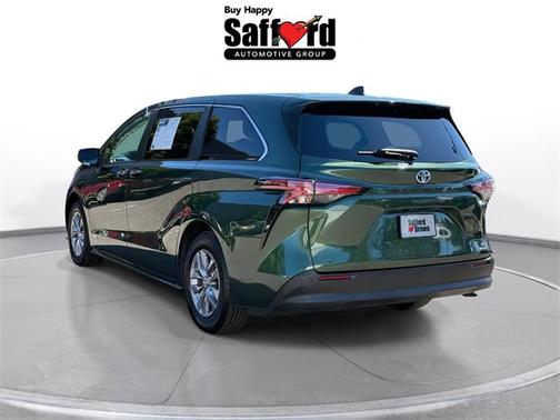 2021 Toyota Sienna XLE 7 Passenger