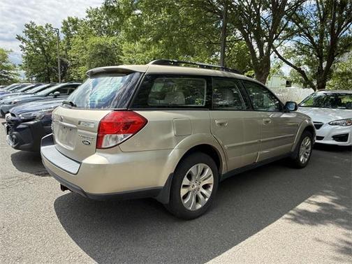 2008 Subaru Outback Base