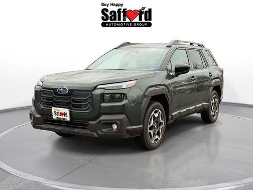 Deep Emerald Green Pearl 2026 Subaru Outback Touring