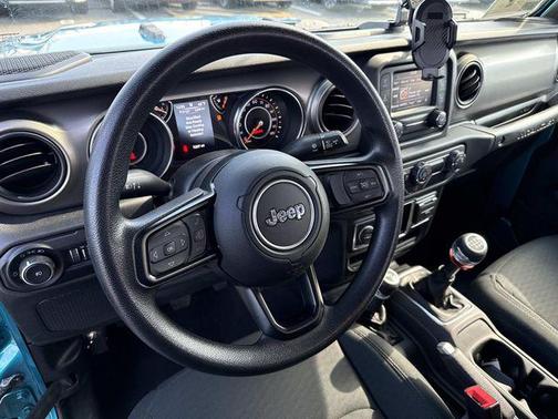 2020 Jeep Wrangler Sport