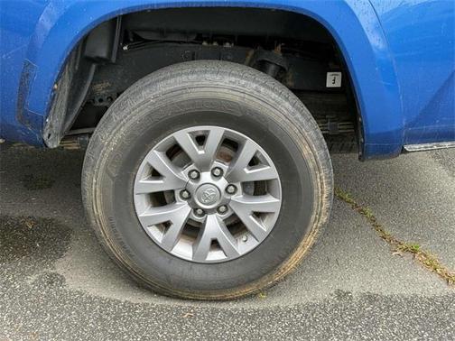 2017 Toyota Tacoma SR5