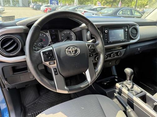 2017 Toyota Tacoma SR5