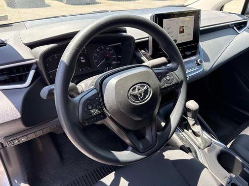 Classic Silver Metallic 2025 Toyota Corolla LE