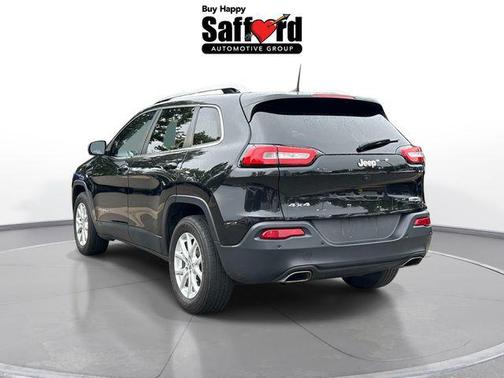 Brilliant Black Crystal Pearlcoat 2016 Jeep Cherokee Latitude