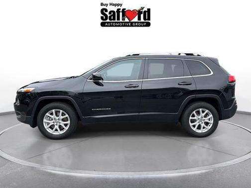 Brilliant Black Crystal Pearlcoat 2016 Jeep Cherokee Latitude