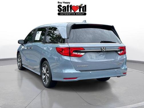 Sonic Gray Pearl 2023 Honda Odyssey Touring