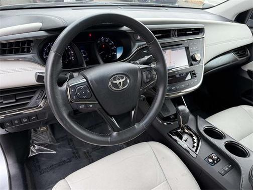 2018 Toyota Avalon XLE Premium