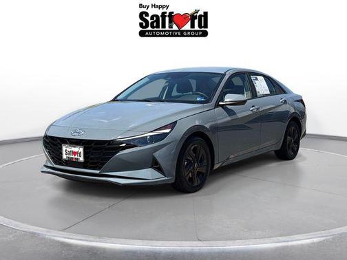 Electric Shadow 2022 Hyundai ELANTRA SEL