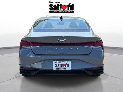 Electric Shadow 2022 Hyundai ELANTRA SEL
