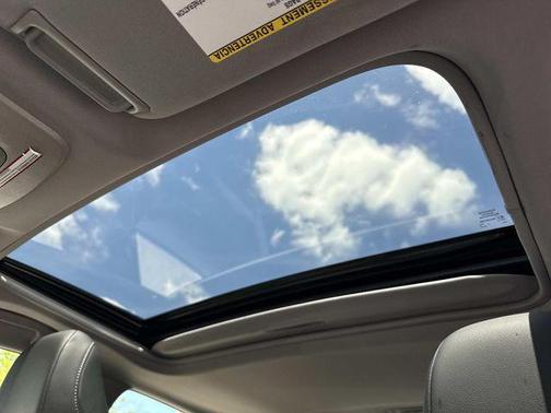Galactic Aqua Mica 2021 Toyota Camry SE