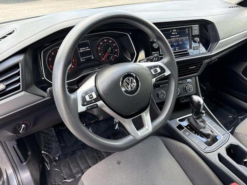 Platinum Gray Metallic 2021 Volkswagen Jetta 1.4T S