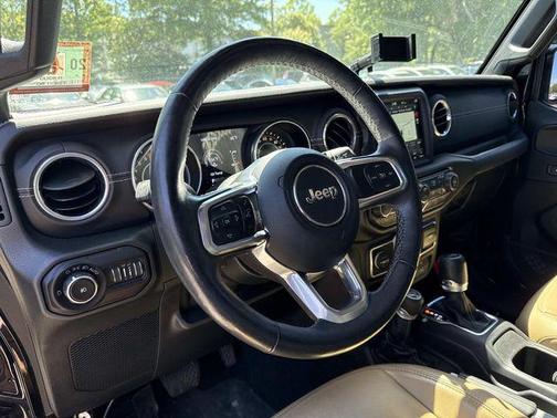 Black Clearcoat 2018 Jeep Wrangler Unlimited Sahara
