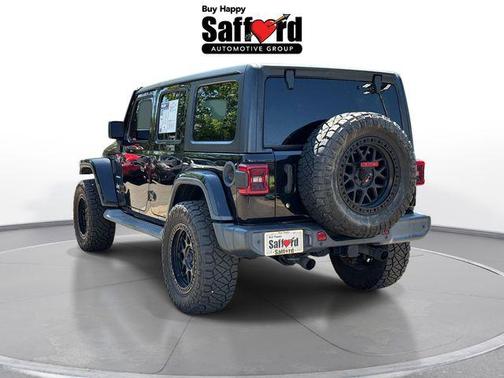 Black Clearcoat 2018 Jeep Wrangler Unlimited Sahara