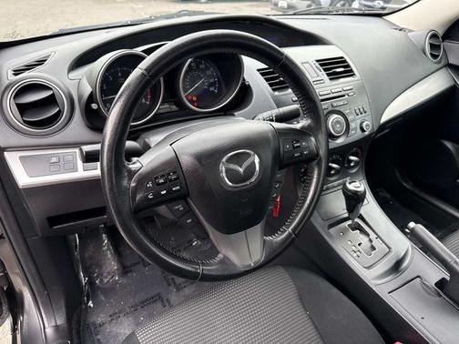 2012 Mazda Mazda3 i Touring