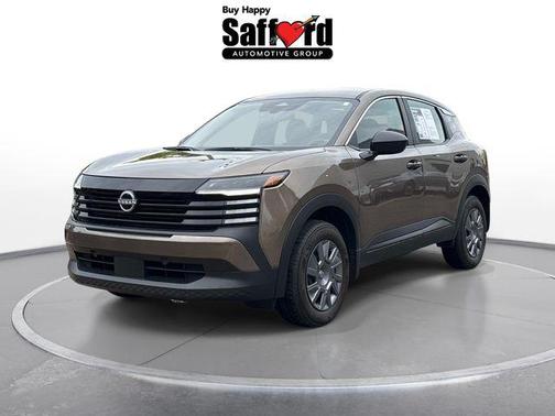 Canyon Bronze Metallic 2025 Nissan Kicks S