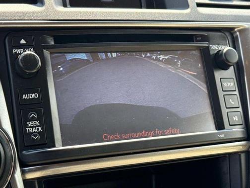 Shoreline Blue Metallic 2013 Toyota Highlander SE