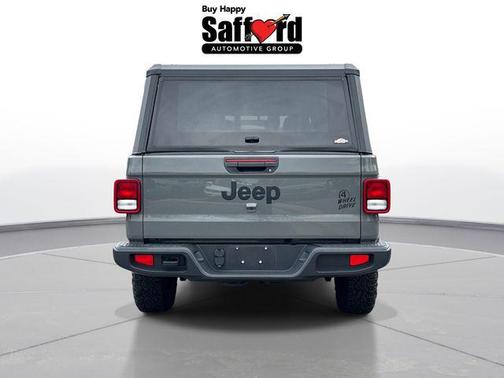 Sting-Gray Clearcoat 2022 Jeep Gladiator Willys 4x4