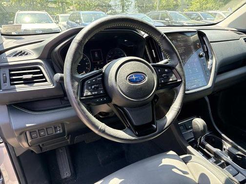 Ice Silver Metallic 2025 Subaru Ascent Onyx Edition 7-Passenger