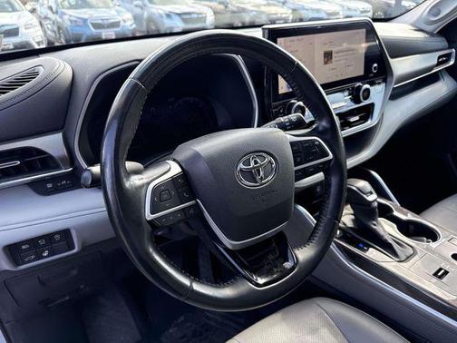 2023 Toyota Highlander Limited