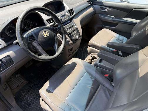 Polished Metal Metallic 2012 Honda Odyssey Touring Elite