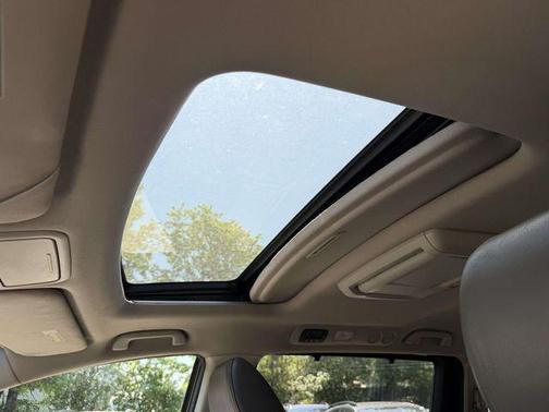 Polished Metal Metallic 2012 Honda Odyssey Touring Elite