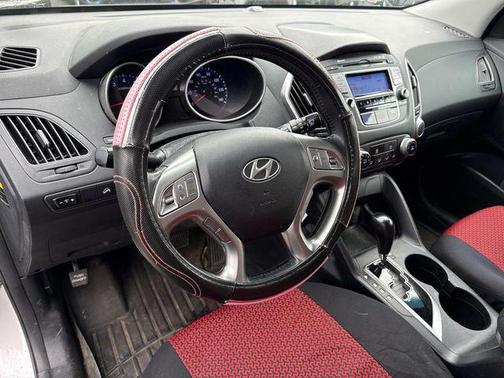 2012 Hyundai TUCSON GLS