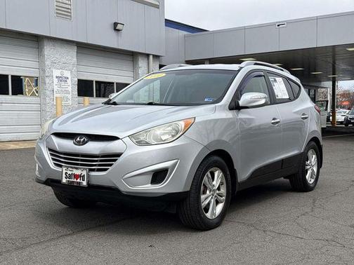 Diamond Silver 2012 Hyundai TUCSON GLS