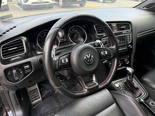 2017 Volkswagen Golf GTI 2.0T Autobahn 4-Door