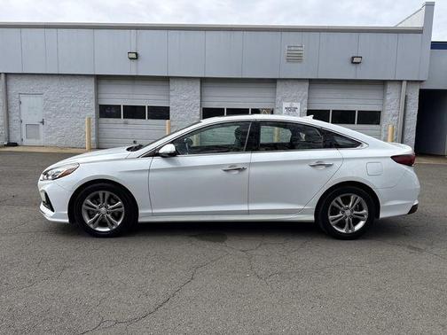 Quartz White Pearl 2018 Hyundai SONATA Limited