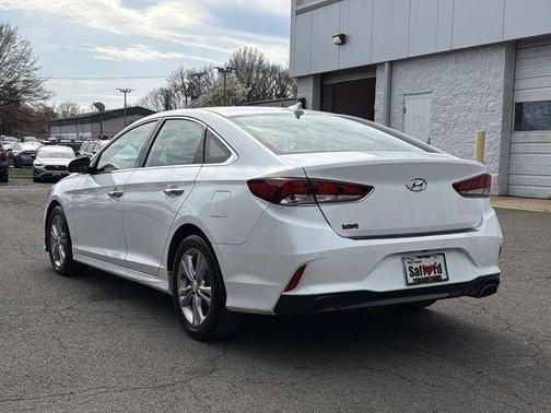 Quartz White Pearl 2018 Hyundai SONATA Limited