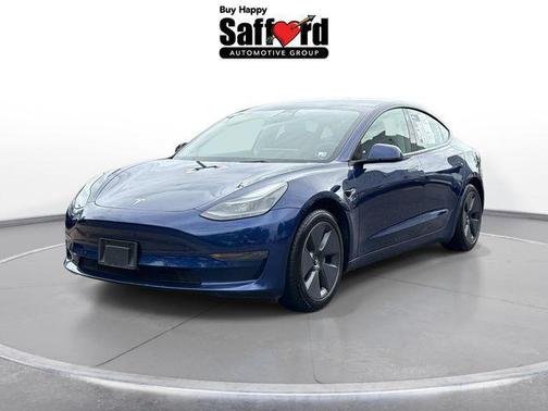 Deep Blue Metallic 2022 Tesla Model 3 Long Range