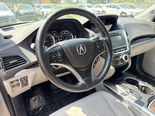 Lunar Silver Metallic 2017 Acura MDX 3.5L w/Technology Package