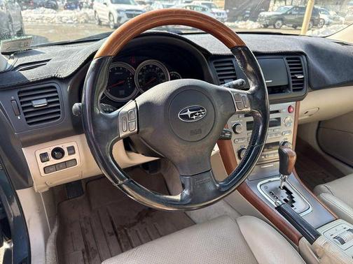 2005 Subaru Outback 3.0 R