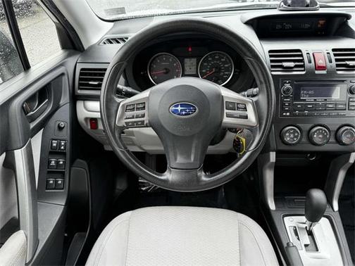 2014 Subaru Forester 2.5i