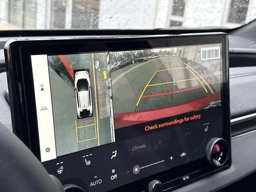 2026 Subaru Solterra Limited