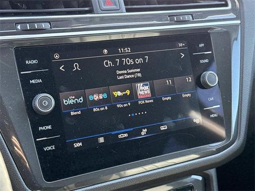 2024 Volkswagen Tiguan 2.0T SE