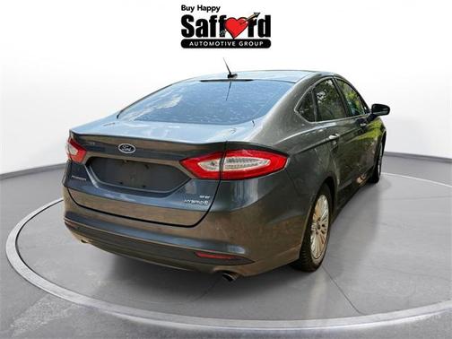 2016 Ford Fusion Hybrid SE