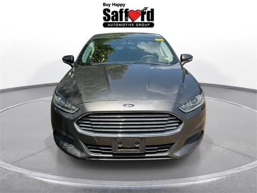 2016 Ford Fusion Hybrid SE