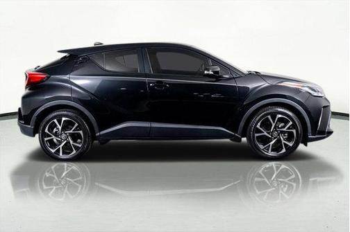 2020 Toyota C-HR XLE
